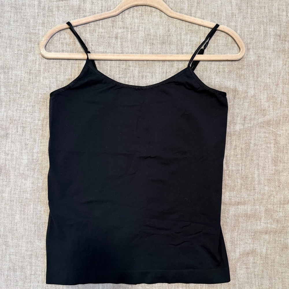 Banana Republic Camisole Large Black Stretch Adjustable Strap Scoop Neck Tank